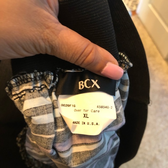 NWOT BCX - Junior’s mini skirt - Picture 3 of 3